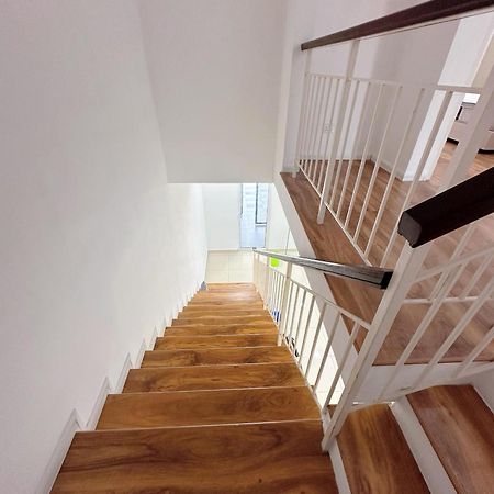 P12 Homestay Путраджая Екстериор снимка